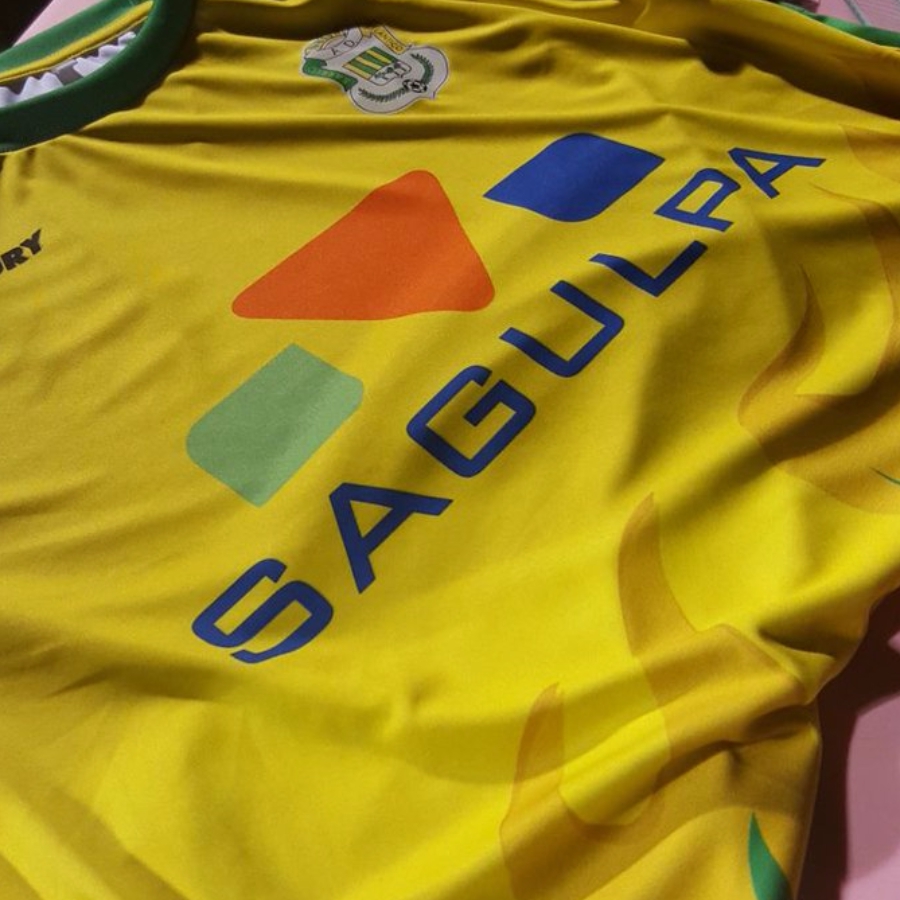 La AD Barrio Atlántico estrena equipación con la imagen de SAGULPA