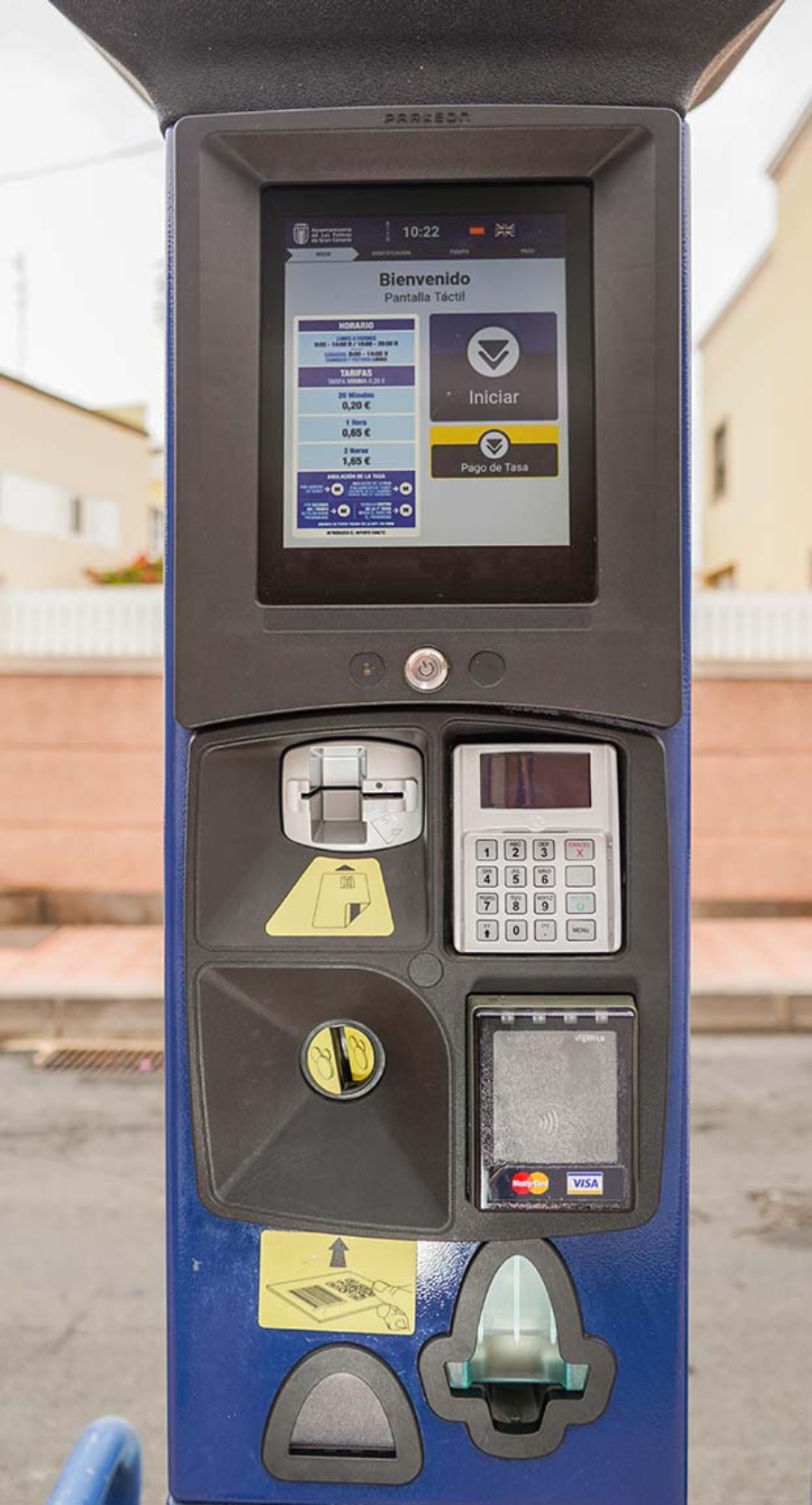 El Ayuntamiento adjudica el suministro de 100 parquímetros inteligentes a cargo de los fondos Next Generation