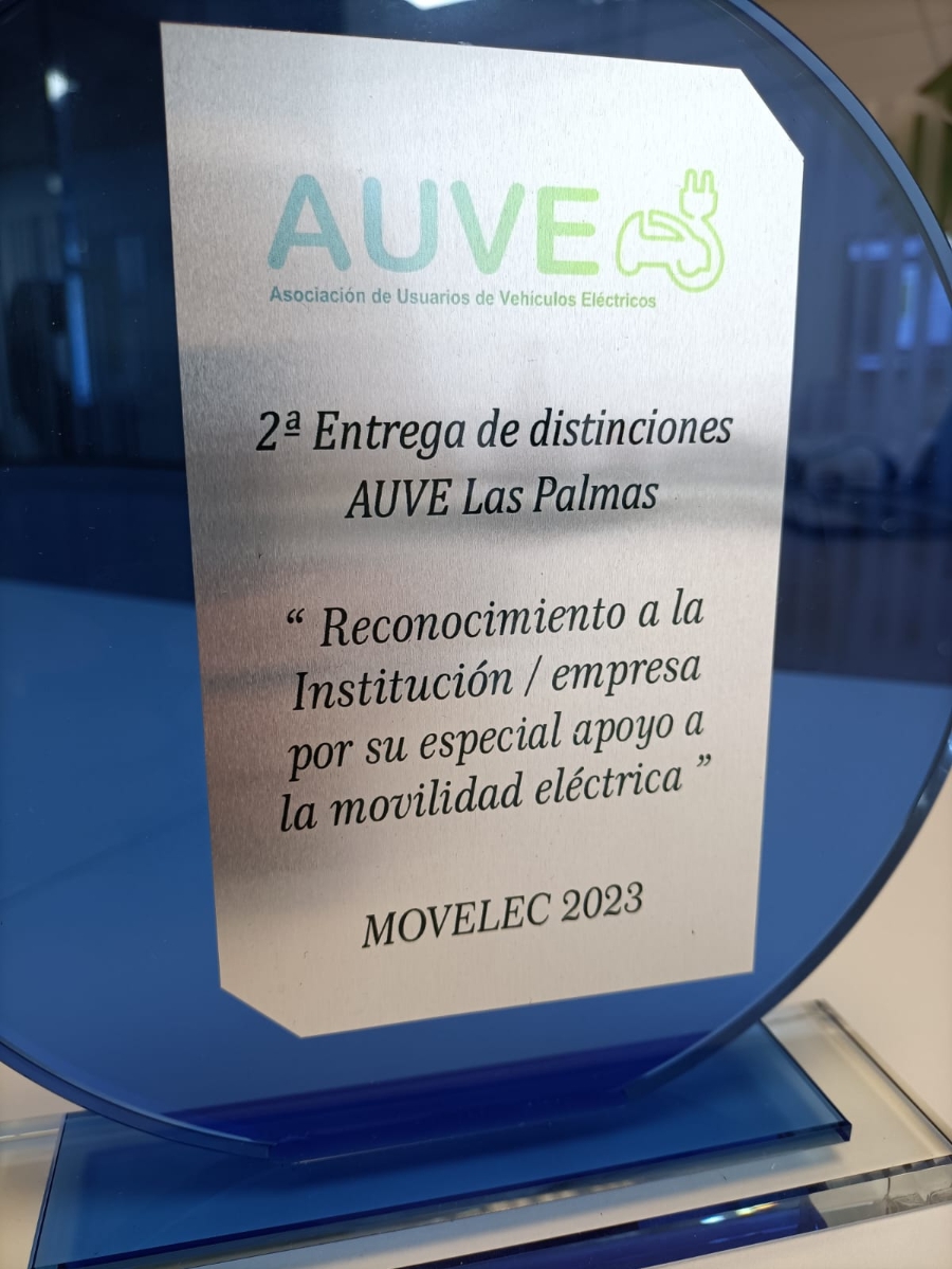 La AUVE premia a Sagulpa por favorecer el uso del vehículo eléctrico