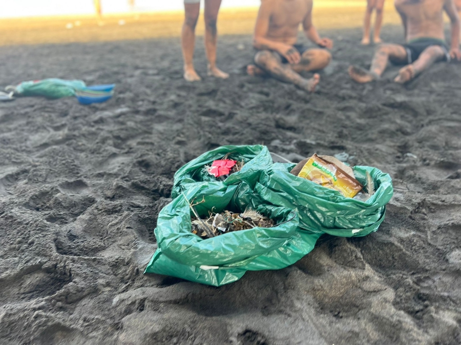 Las Canteras, escenario de solidaridad y concienciación medioambiental