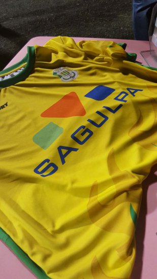La AD Barrio Atlántico estrena equipación con la imagen de SAGULPA