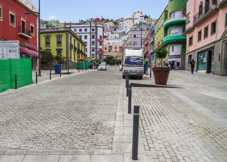 Convocatoria pública para las plazas de abonado en el aparcamiento San Bernardo